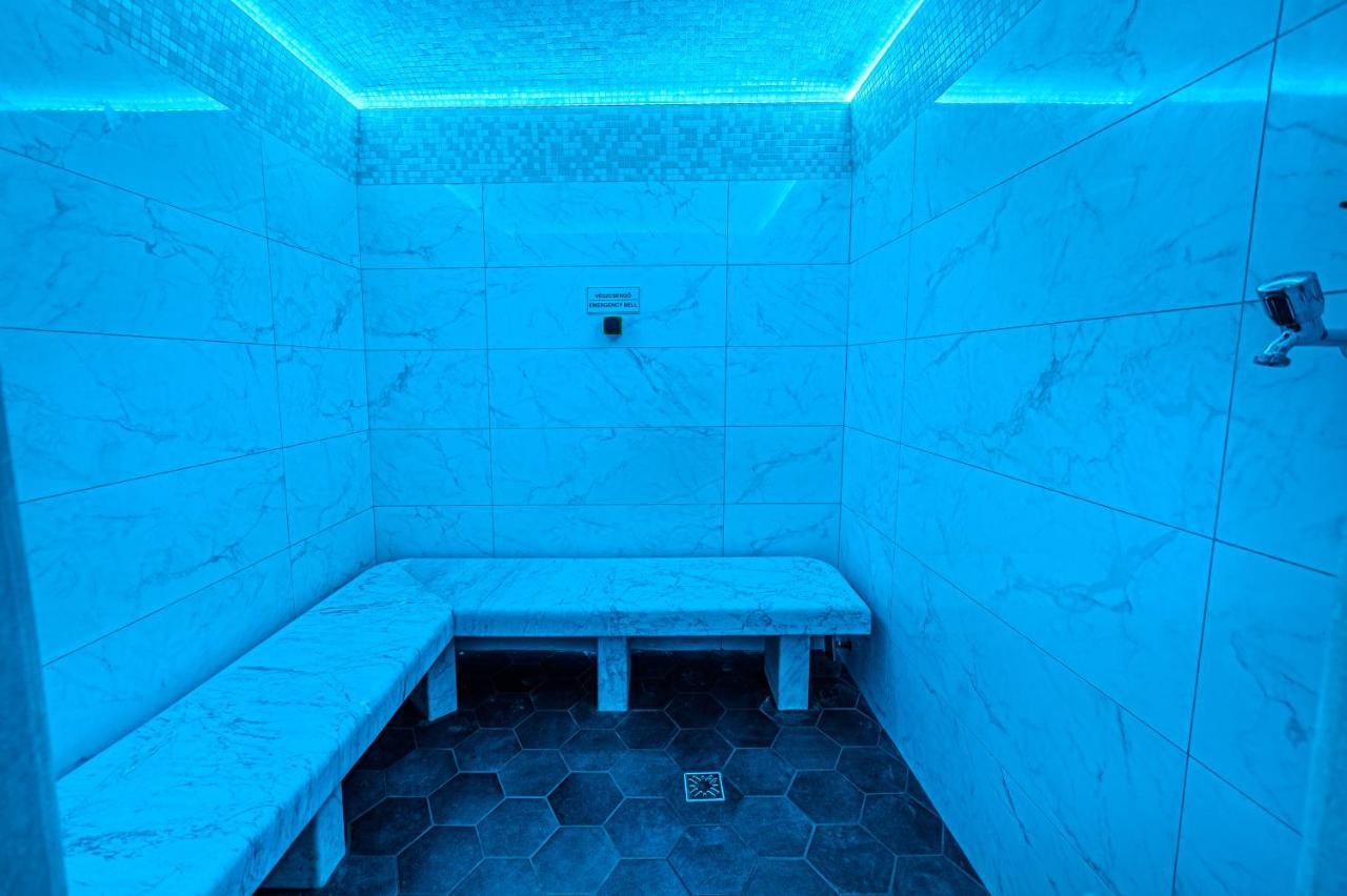 Holiday Club Apartman Hotel Хевіз Екстер'єр фото