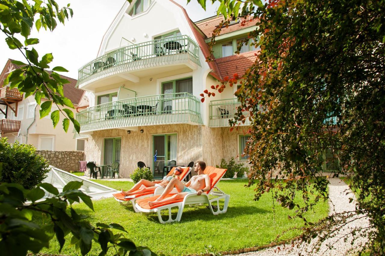 Holiday Club Apartman Hotel Хевіз Екстер'єр фото