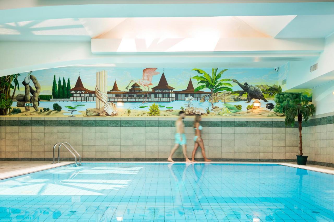 Holiday Club Apartman Hotel Хевіз Екстер'єр фото