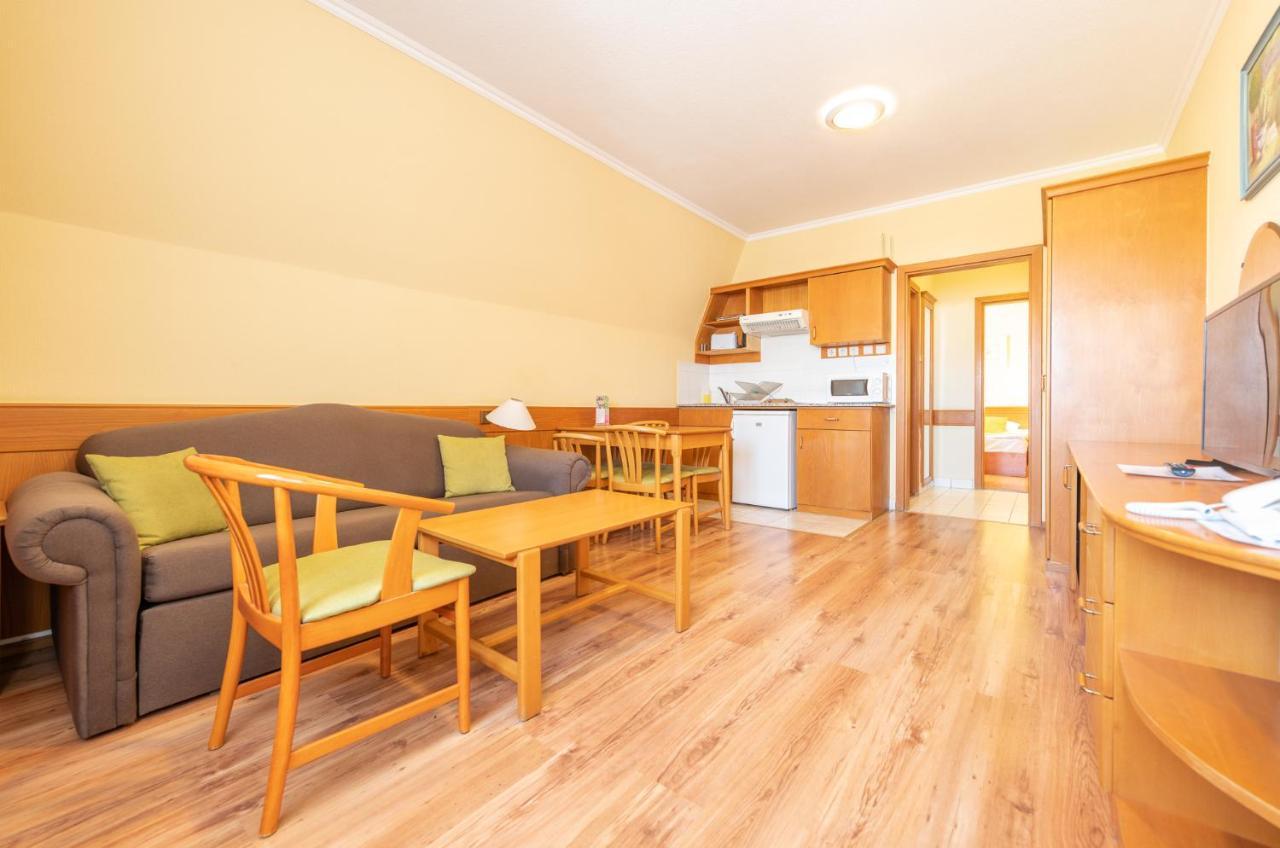 Holiday Club Apartman Hotel Хевіз Екстер'єр фото
